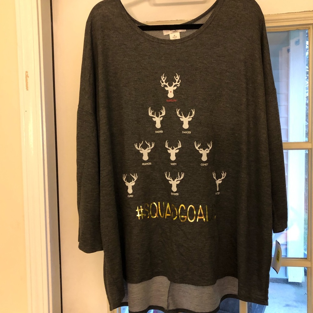 Christmas holiday tee Santa reindeer. Plus 3X NWT